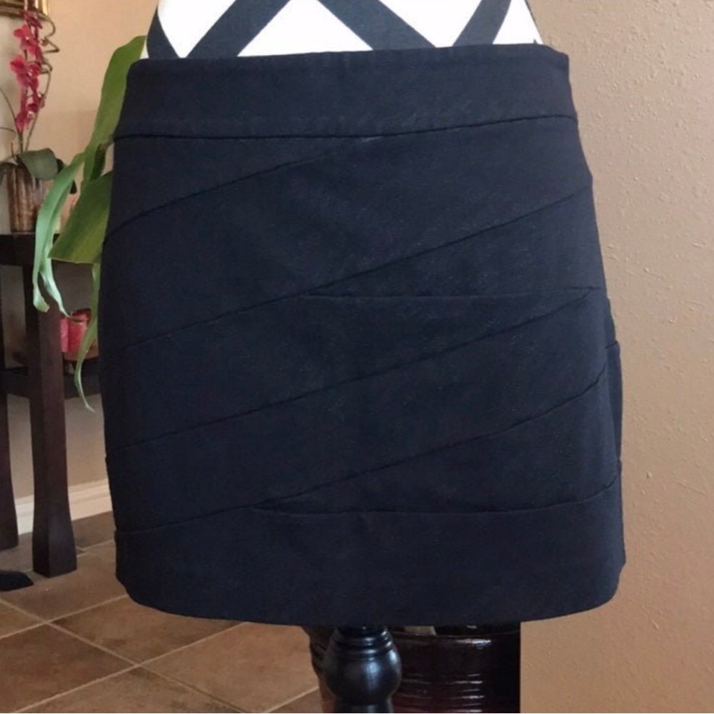Express Mini Skirt